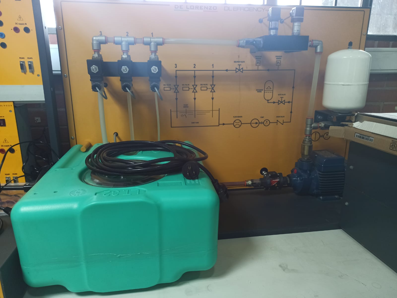 Entrenador para el estudio de la eficiencia energética