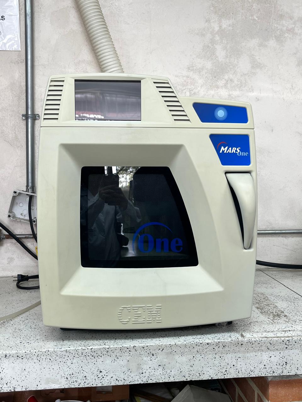 Digestor de microondas